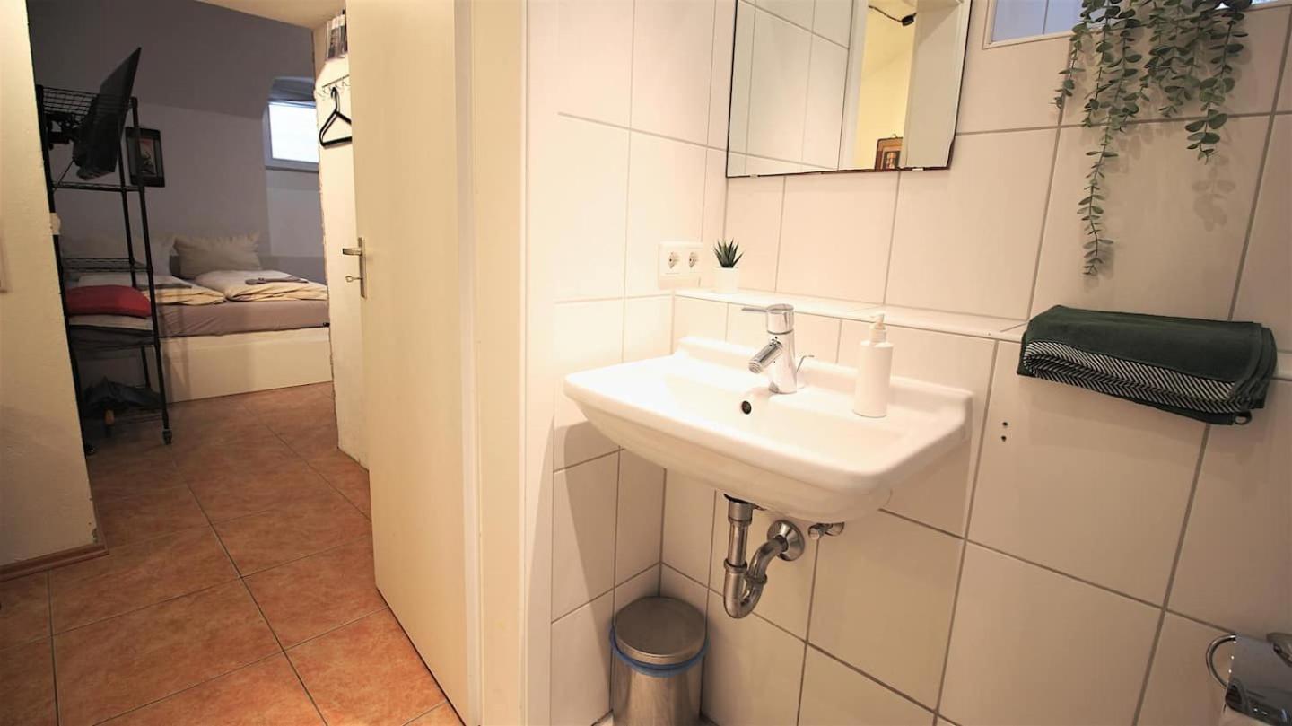 וירצבורג Fully Equipped Apartment Near Main Station מראה חיצוני תמונה